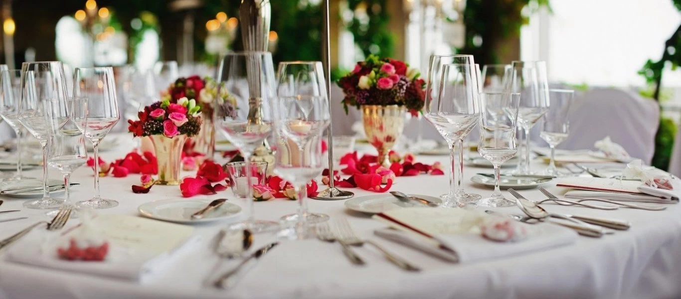 Κάτω Αχαΐα: «Καμπάνα» 3.000 ευρώ για γαμήλιο πάρτι με 450 καλεσμένους - Συνελήφθη ο διοργανωτής πεθερός